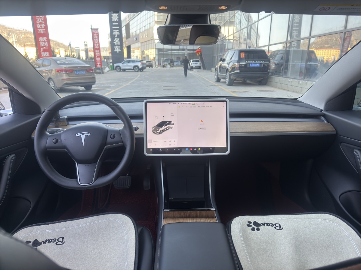 特斯拉 Model 3  2019款 標準續(xù)航后驅(qū)升級版圖片