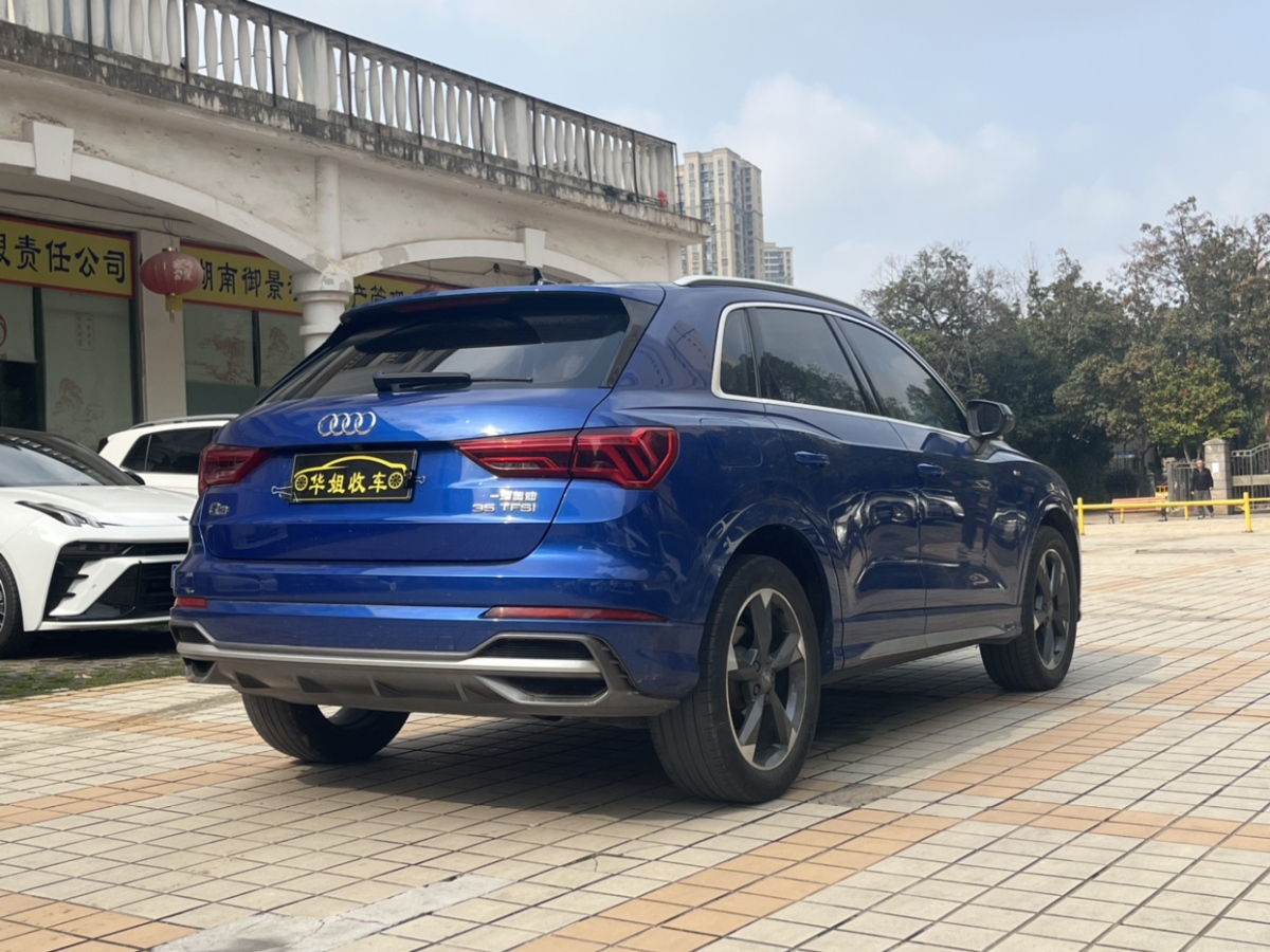 奧迪 奧迪Q3  2019款  35 TFSI 時尚動感型圖片