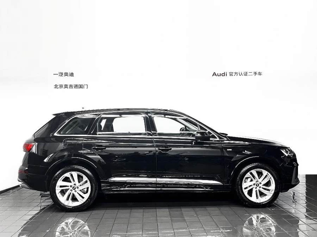 奧迪 奧迪Q7  2023款 45 TFSI quattro S line運動型圖片