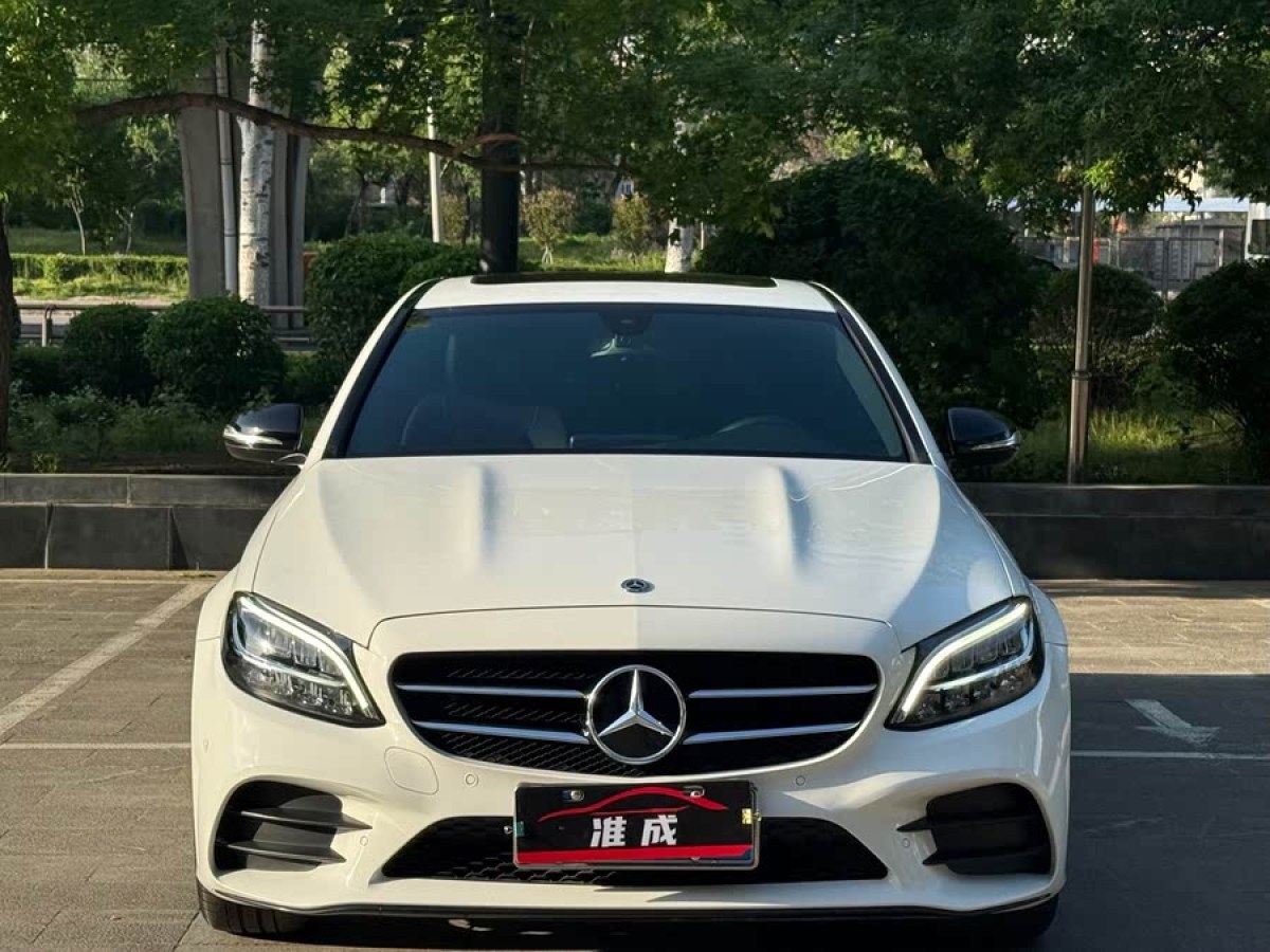 奔馳 奔馳C級(jí)  2019款 改款 C 260 L 運(yùn)動(dòng)版圖片