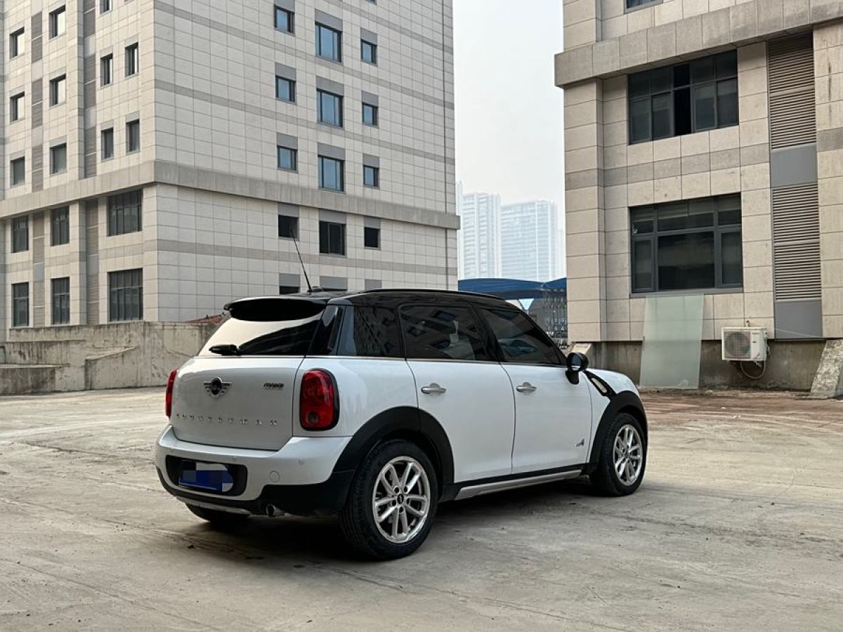 MINI COUNTRYMAN  2013款 1.6T COOPER ALL4 Fun圖片