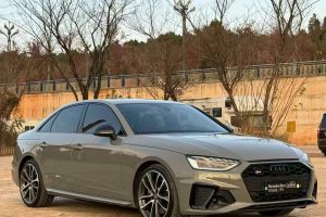 奧迪S3 奧迪 S3 Limousine edition one 歐洲版