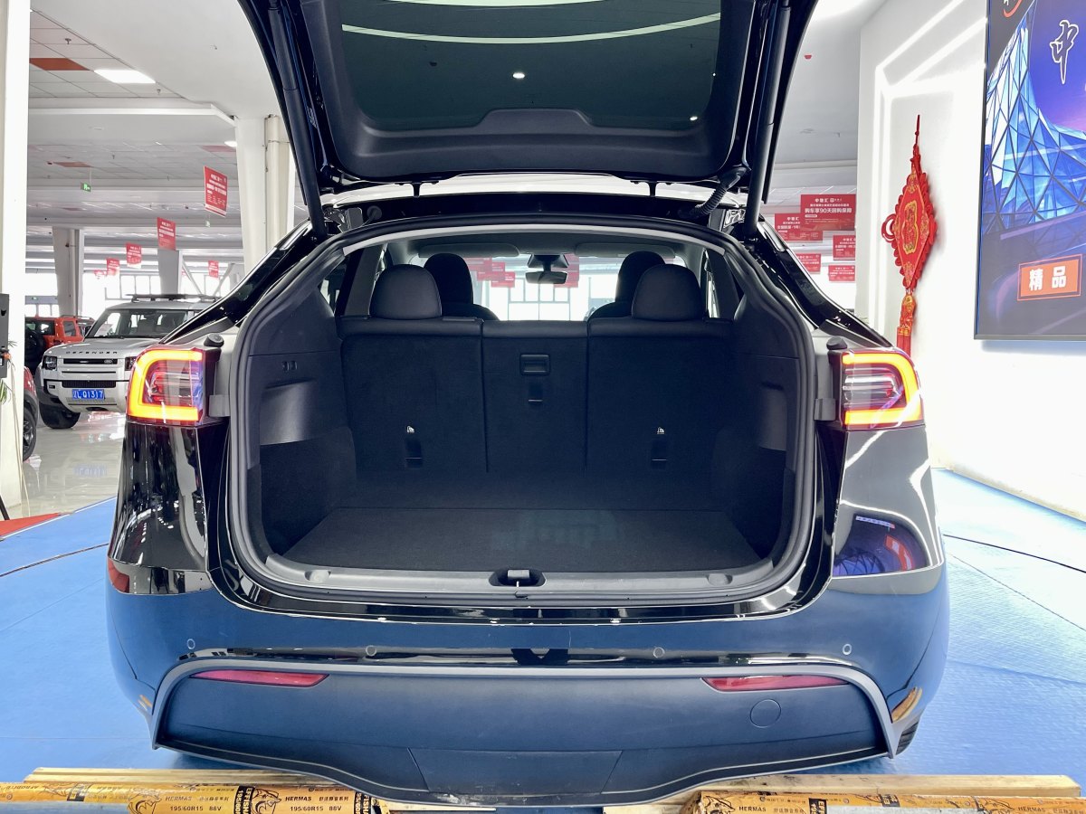 2023年5月特斯拉 Model Y  2022款 改款 后輪驅(qū)動(dòng)版