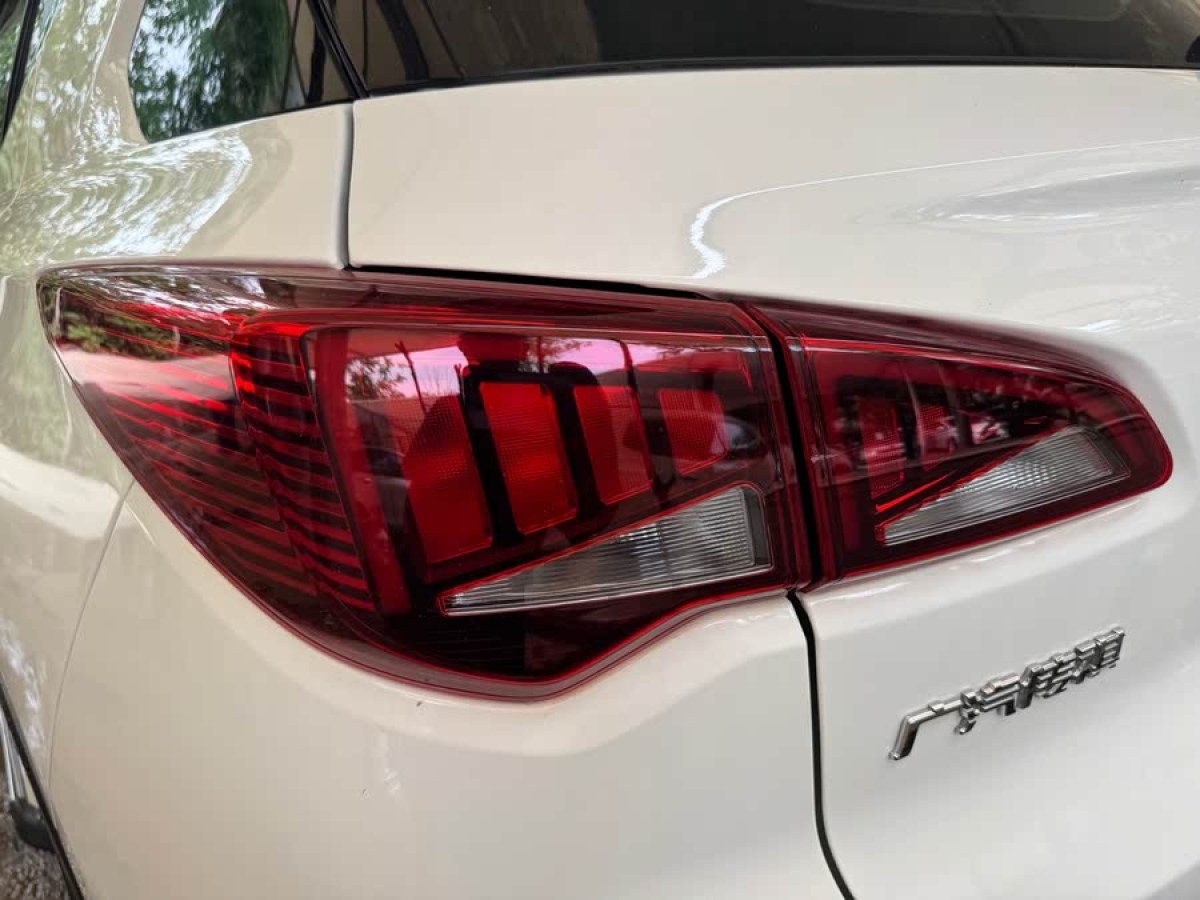 廣汽傳祺 GS3  2021款 POWER 270T 自動勁享版圖片