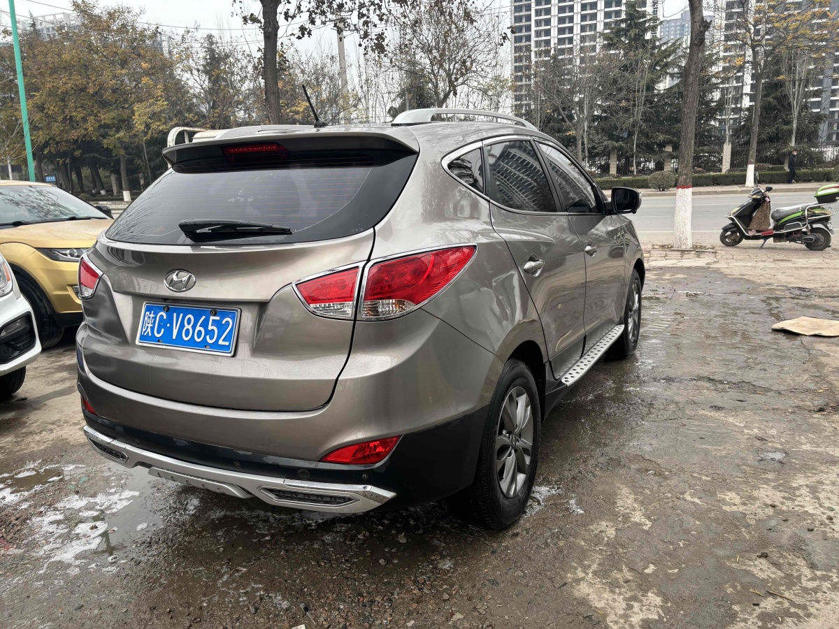 現(xiàn)代 ix35  2015款 2.0L 自動兩驅(qū)舒適型 國V圖片