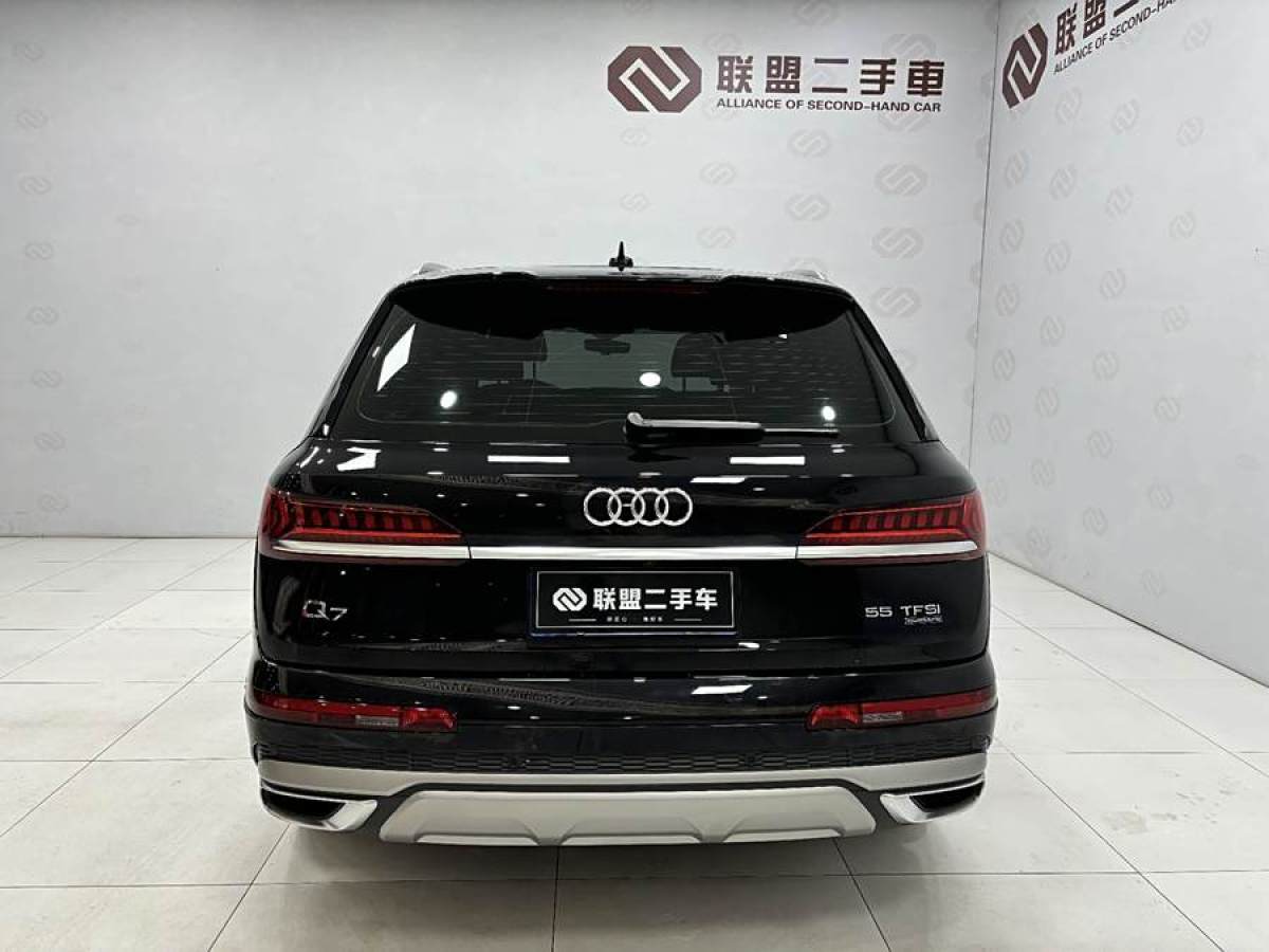 奧迪 奧迪Q7  2024款 55 TFSI quattro S line運動型圖片