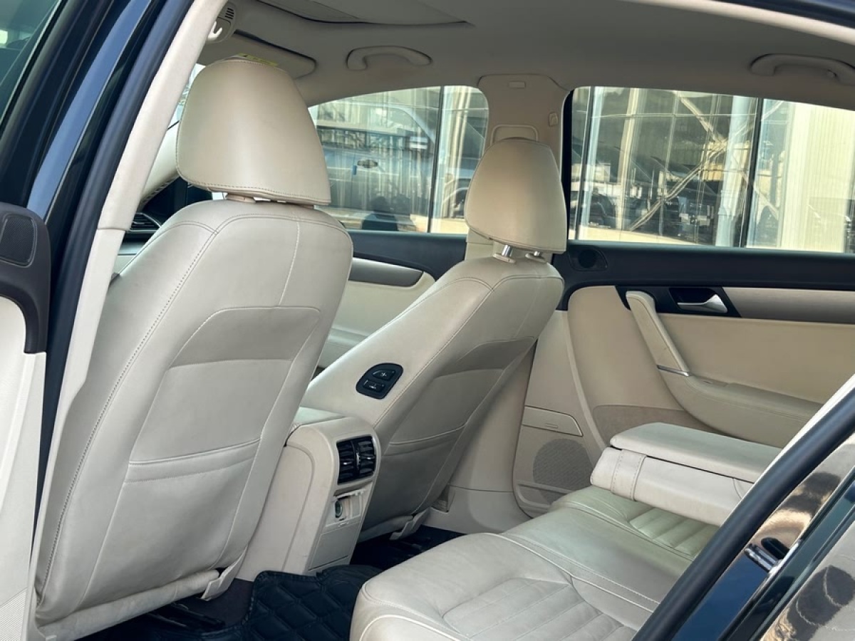 大眾 邁騰  2015款 1.8TSI 領(lǐng)先型圖片