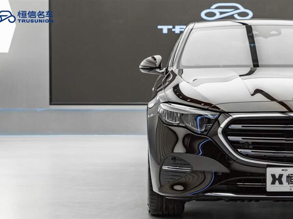 奔馳 奔馳E級(jí)  2024款 E 300 L 豪華型圖片