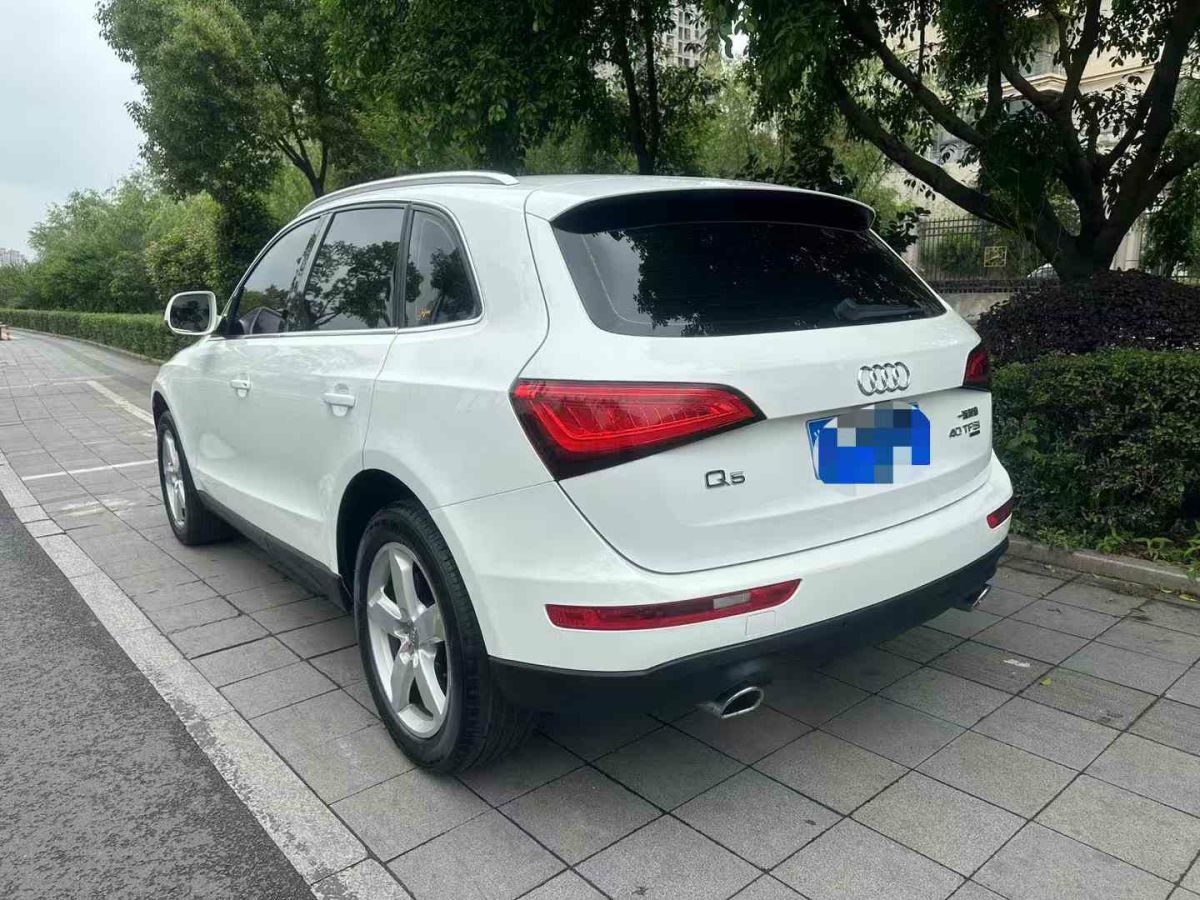 奧迪 奧迪Q5  2015款 40 TFSI 技術(shù)型圖片