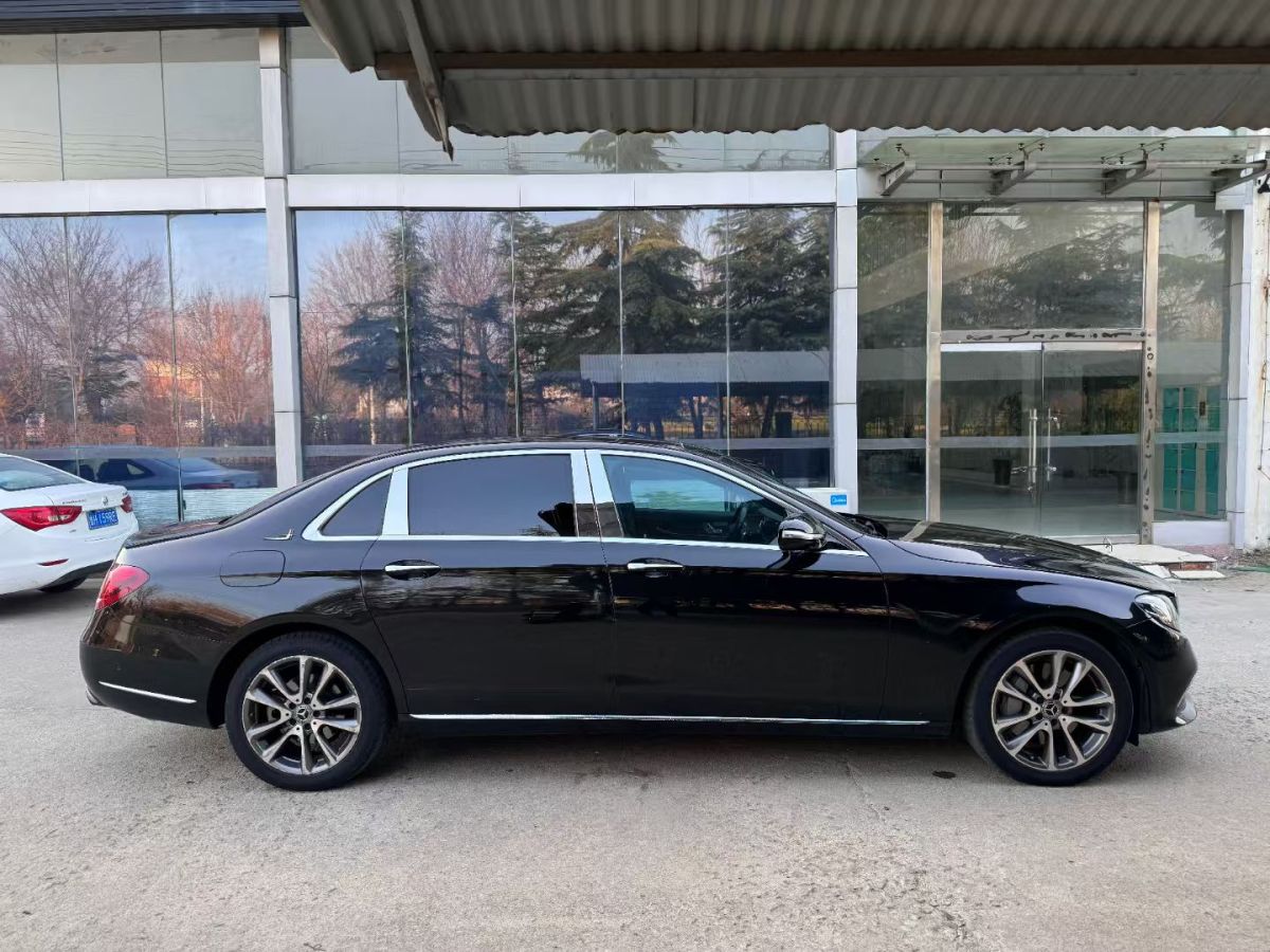 奔馳 奔馳E級  2019款 改款 E 300 L 豪華型圖片
