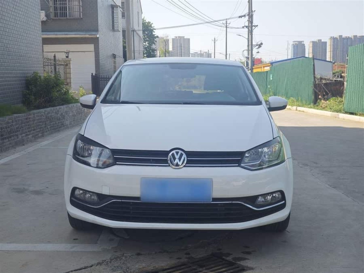大眾 Polo  2014款 1.4L 手動(dòng)舒適版圖片
