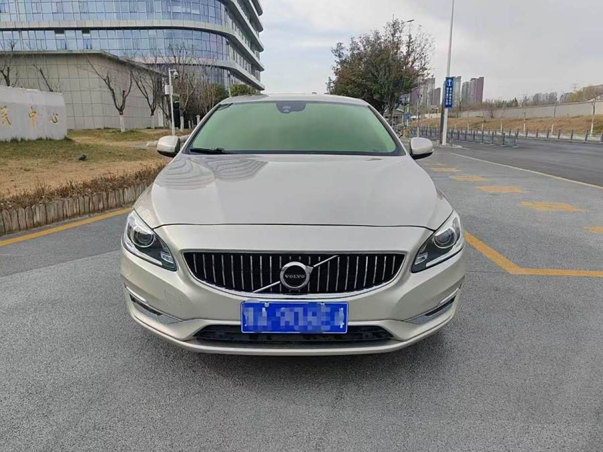 沃爾沃 S60  2014款 改款 T5 個性運動版圖片