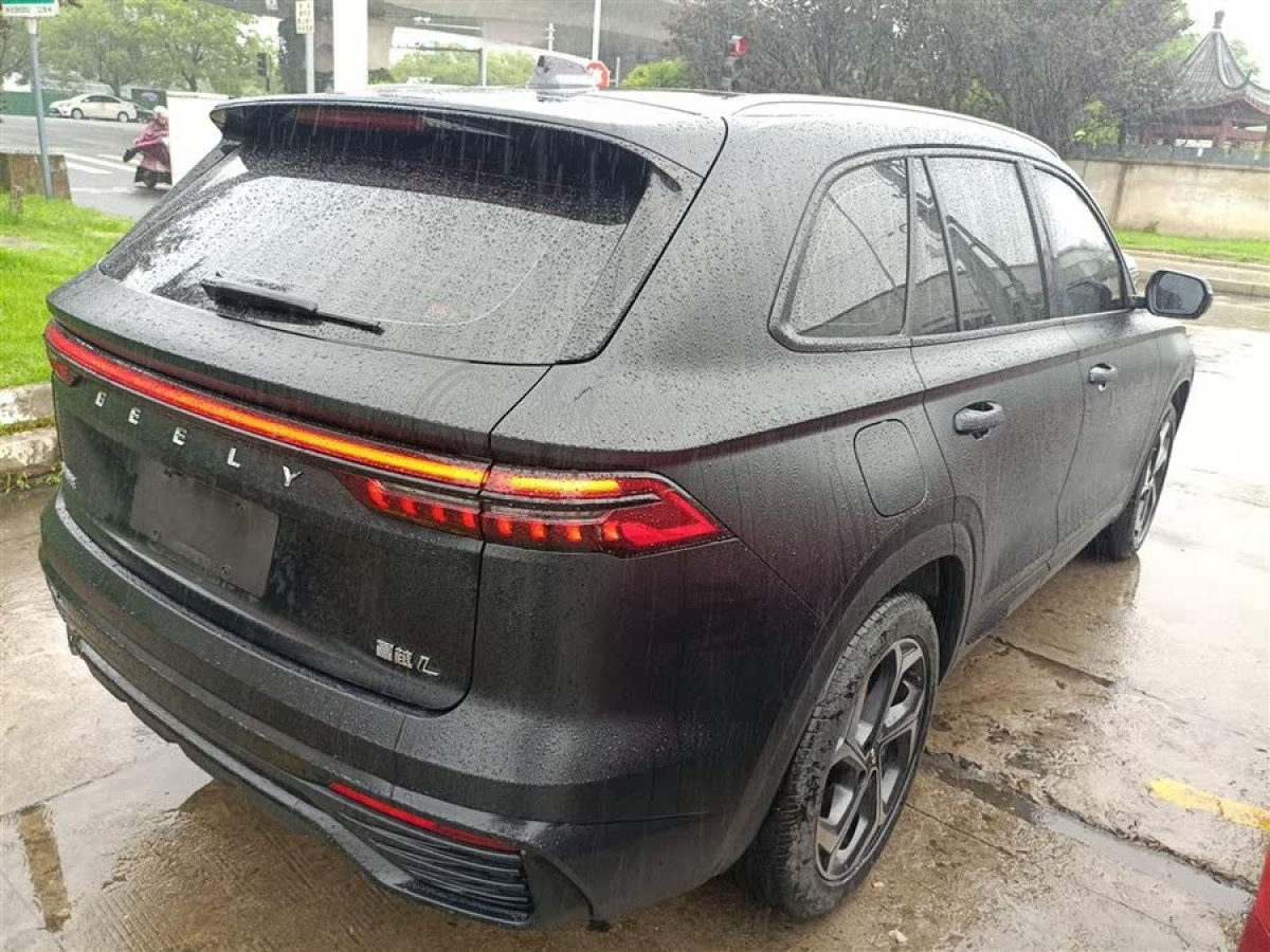 吉利 星越L  2021款 2.0TD DCT EVO兩驅(qū)尊貴型圖片