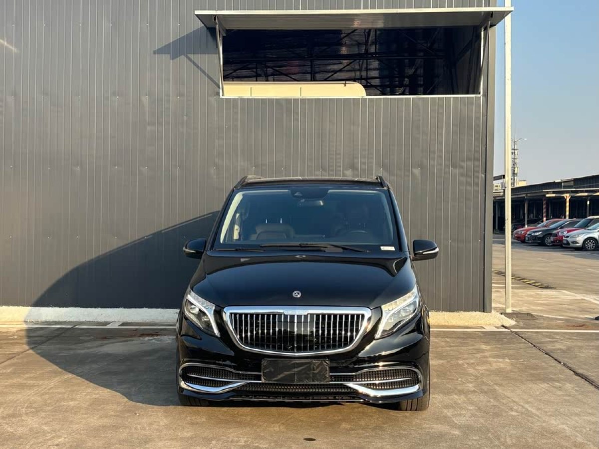 奔馳 V級  2021款 V 260 領(lǐng)航版圖片