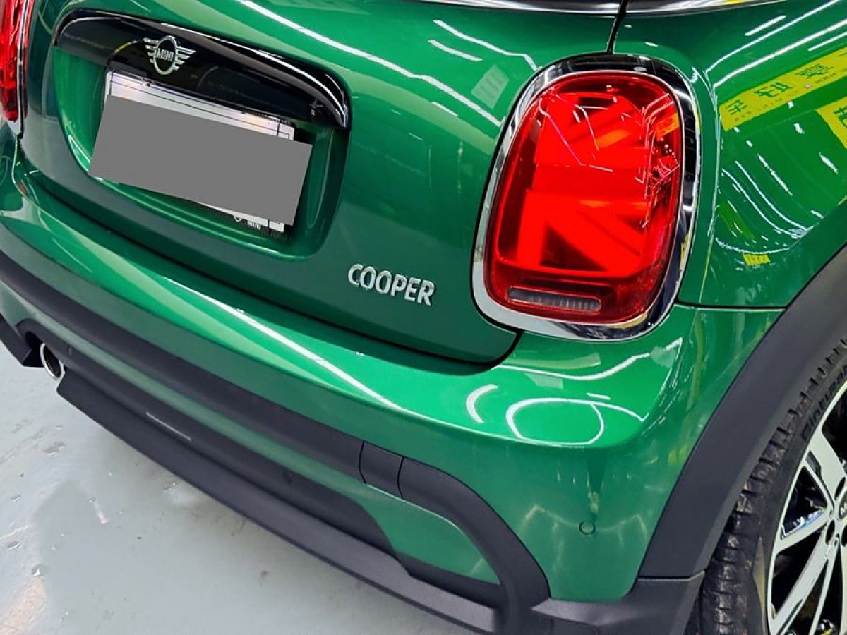 MINI MINI  2022款 改款 1.5T COOPER 經(jīng)典派圖片