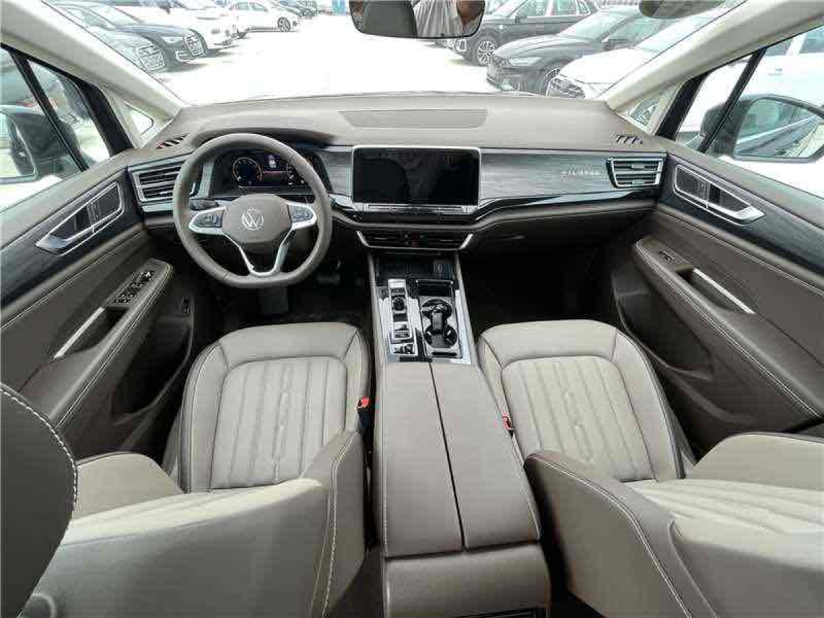 大眾 威然  2024款 330TSI 豪華版圖片