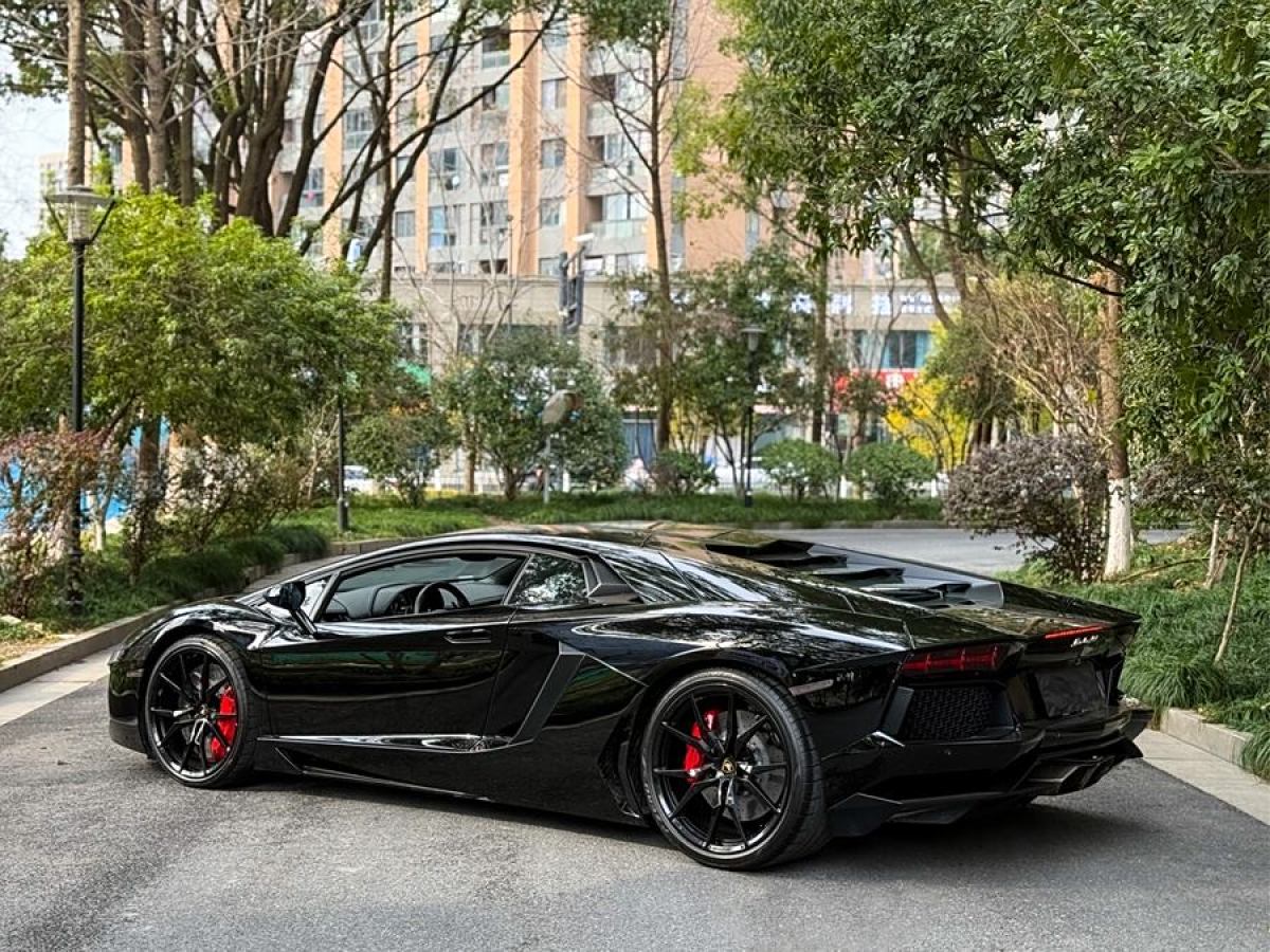 蘭博基尼 Aventador  2011款 LP 700-4圖片