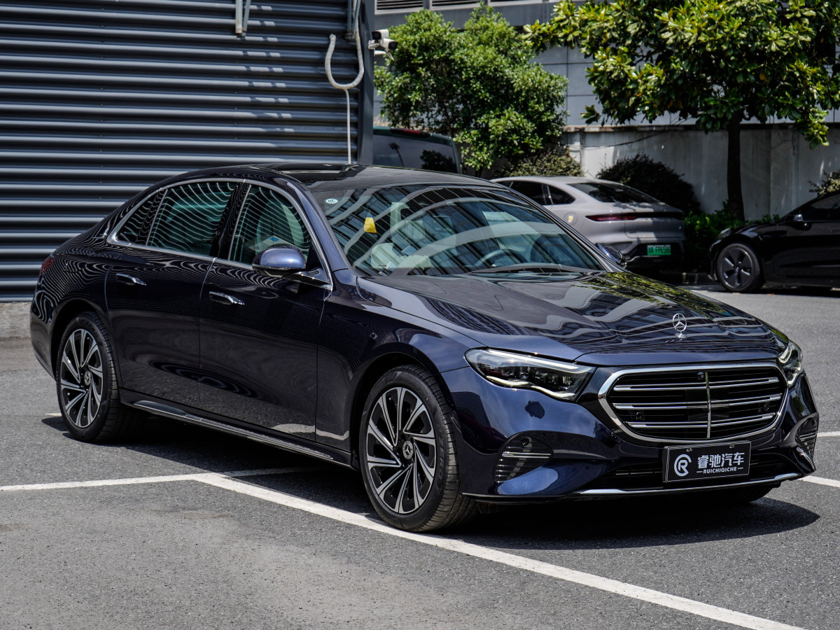 2023年12月奔馳 奔馳E級(jí)  2024款 E 300 L 豪華型