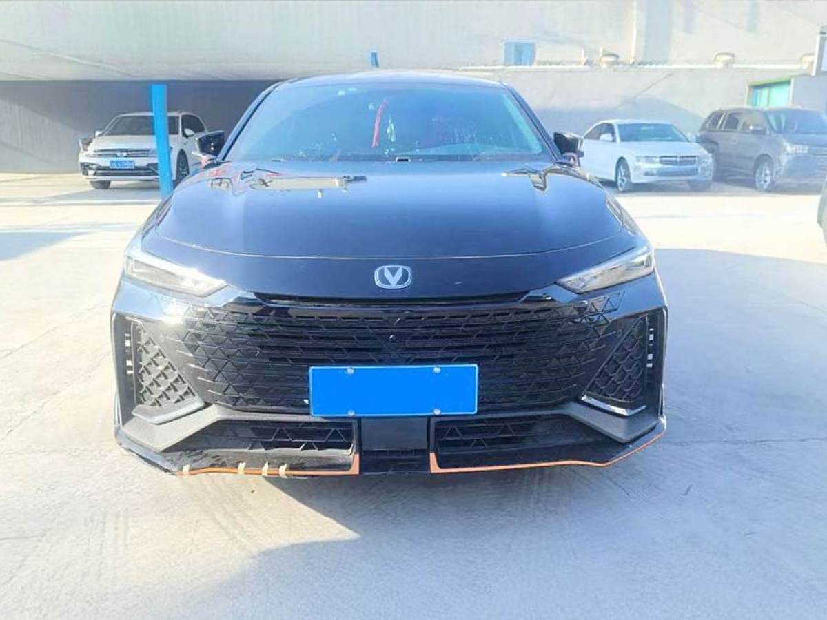 長(zhǎng)安 長(zhǎng)安UNI-V  2023款 2.0T 鋒速版圖片