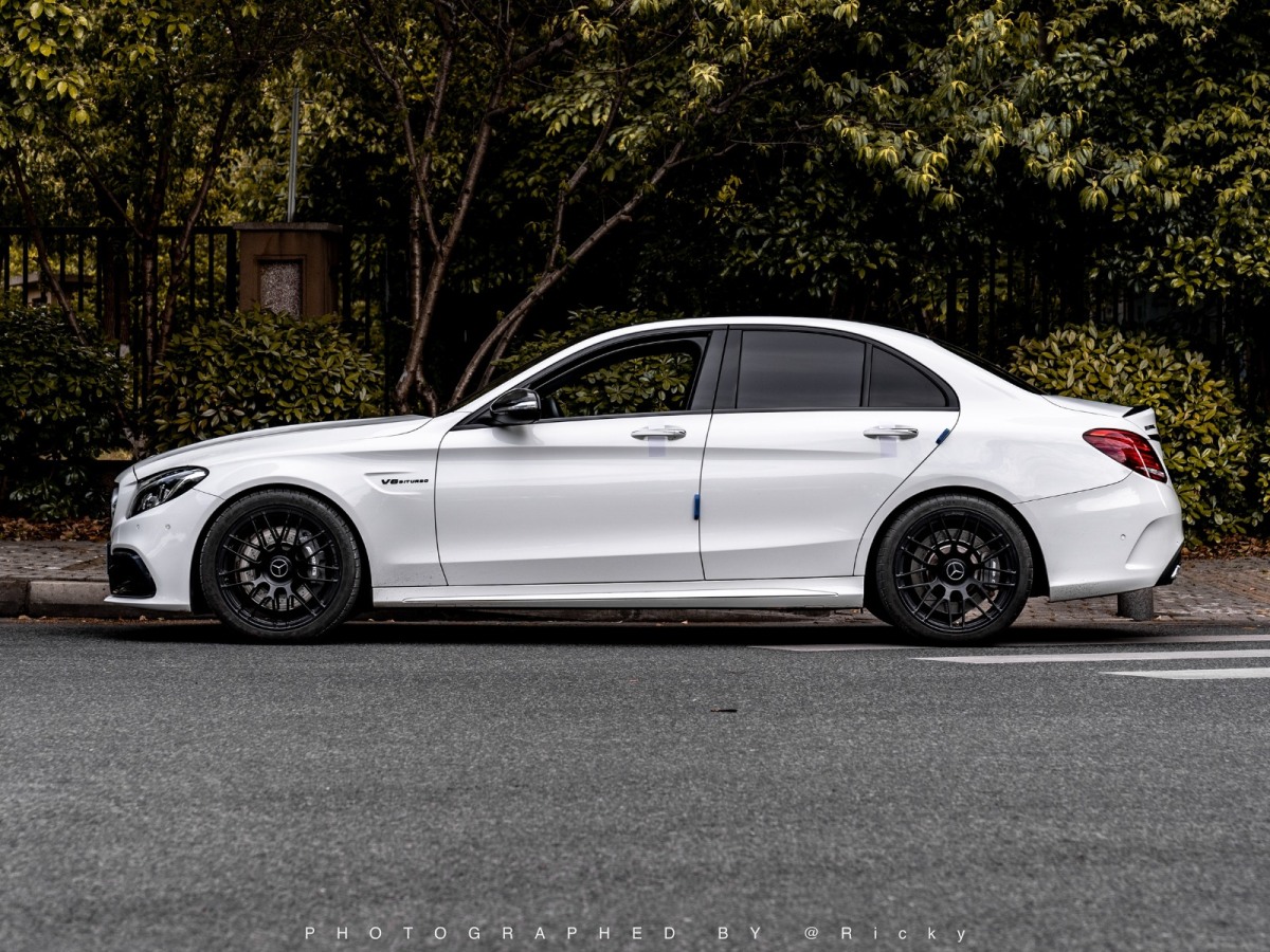 2017年4月奔馳 奔馳C級AMG  2015款 AMG C 63