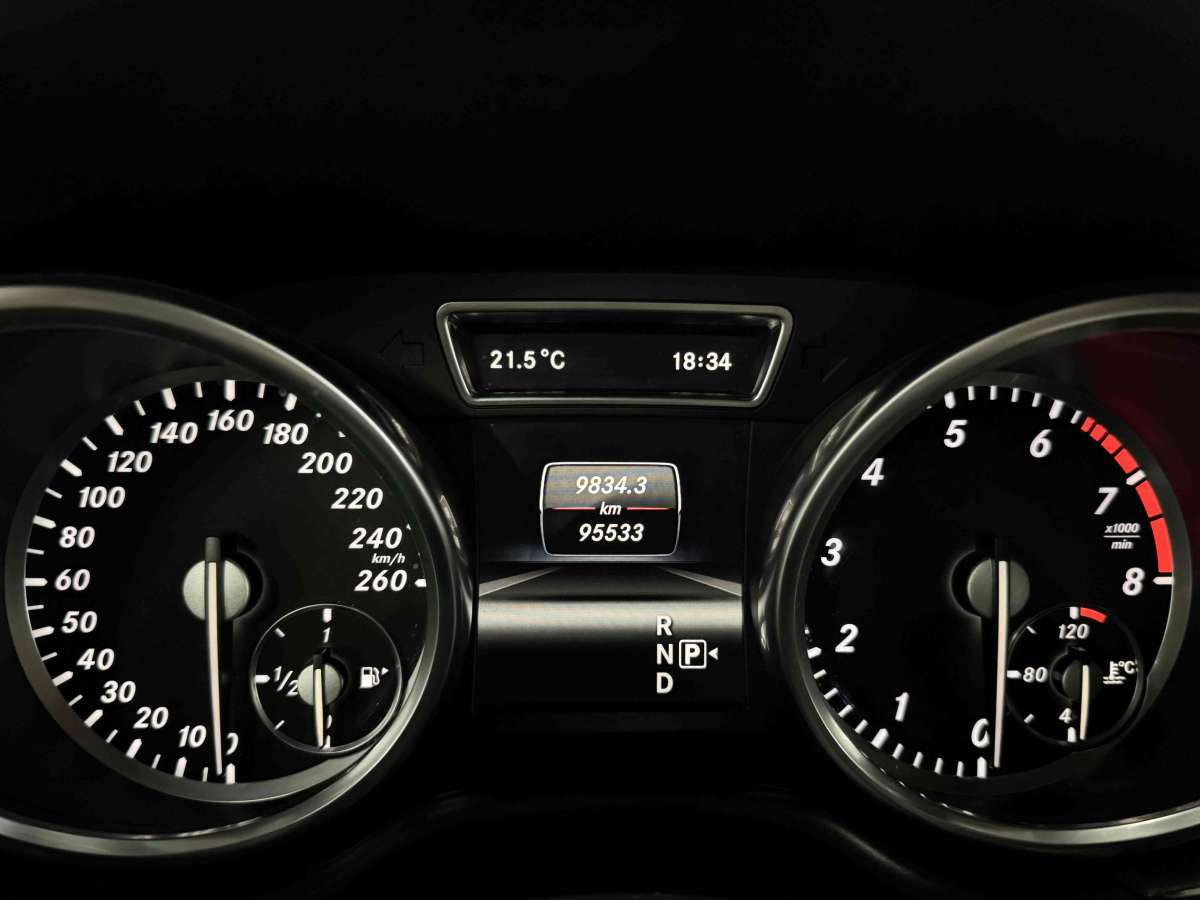 奔驰 奔驰M级  2010款 ML 350 4MATIC豪华型图片