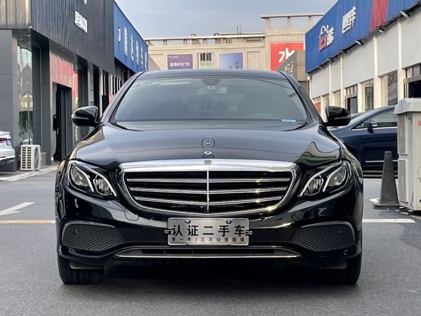 奔驰 奔驰E级  2020款 E 300 L 时尚型