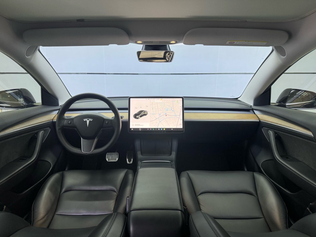 特斯拉 Model 3  2019款 標(biāo)準(zhǔn)續(xù)航后驅(qū)升級(jí)版圖片