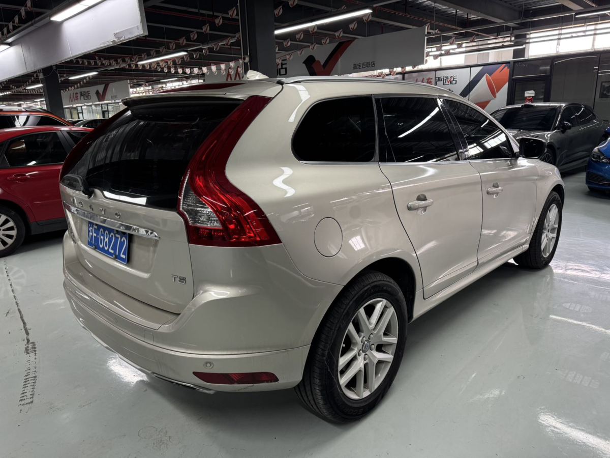 沃爾沃 XC60  2017款 T5 智進(jìn)升級版圖片