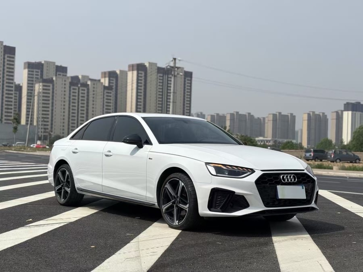 奧迪 奧迪A4L  2024款 40 TFSI 豪華動(dòng)感型圖片