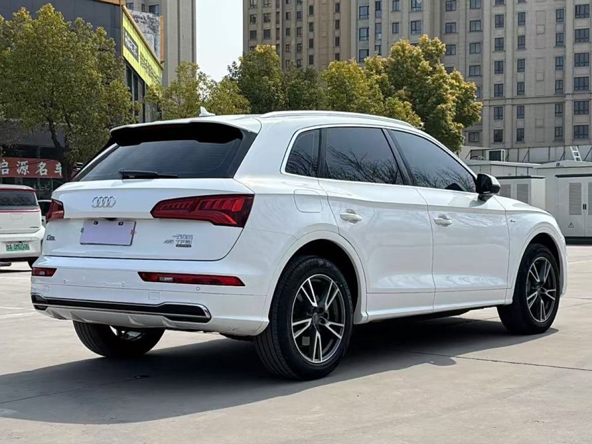 2019年4月奧迪 奧迪Q5L  2018款  40 TFSI 榮享時尚型 國VI