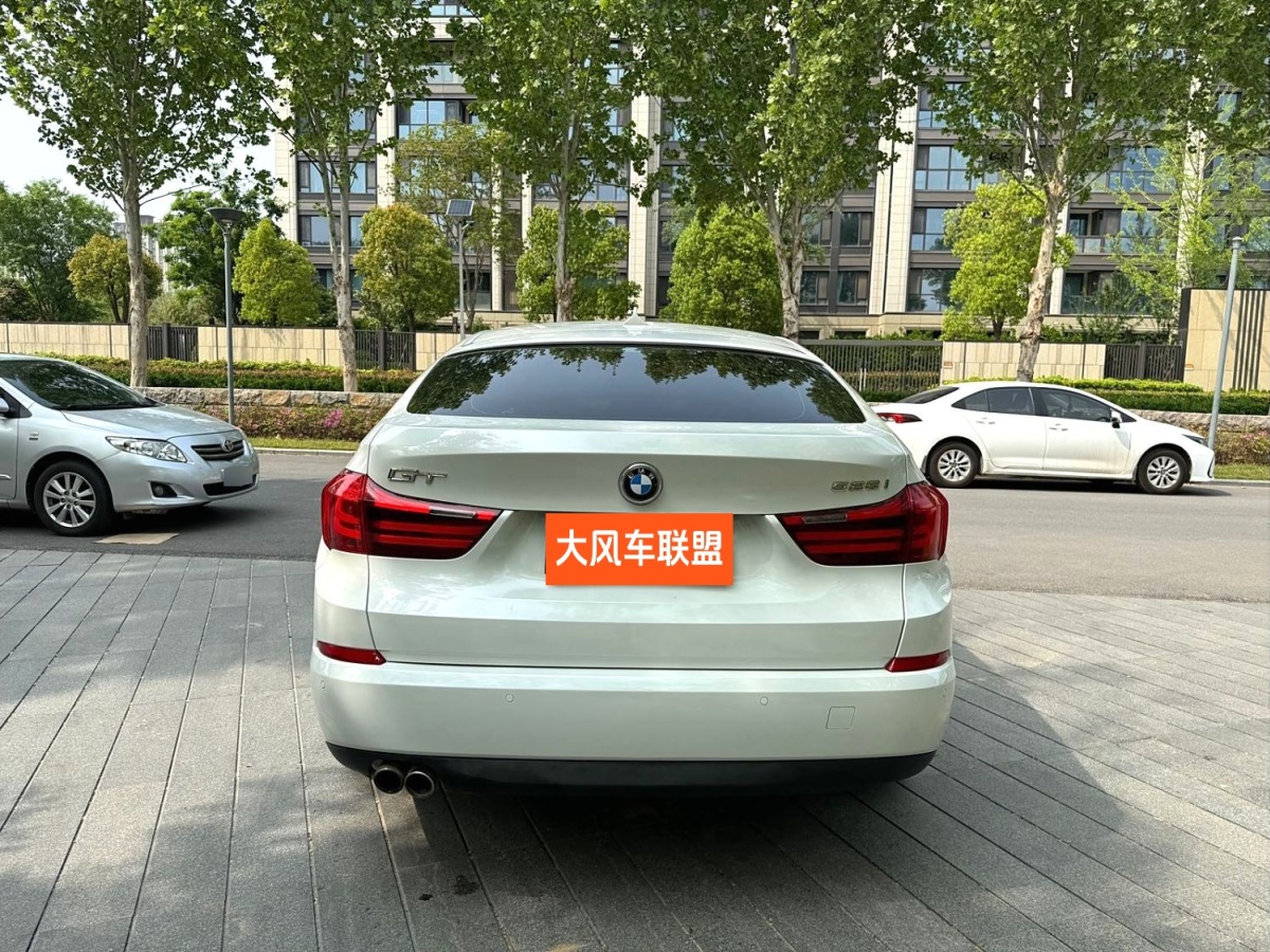 寶馬 寶馬5系GT  2014款 528i 領(lǐng)先型圖片