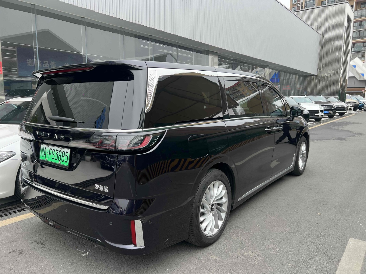 2024年2月嵐圖 夢想家  2024款 PHEV 超長續(xù)航尊貴版