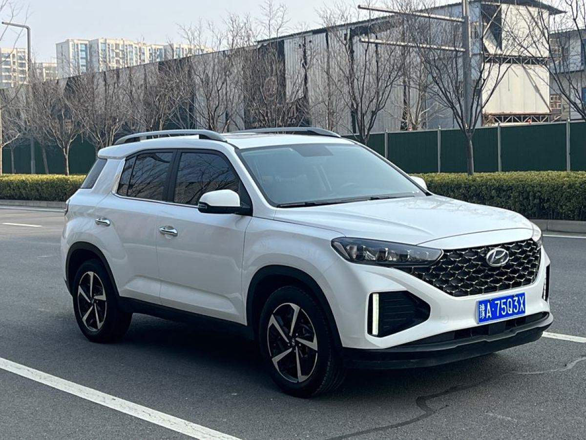 現(xiàn)代 ix35  2021款 2.0L 自動兩驅(qū)領(lǐng)先版GLS圖片