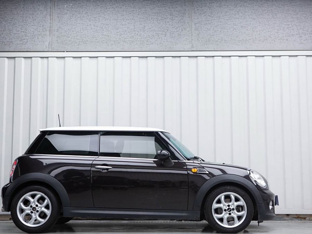 MINI COUNTRYMAN  2011款 1.6L COOPER Fun圖片