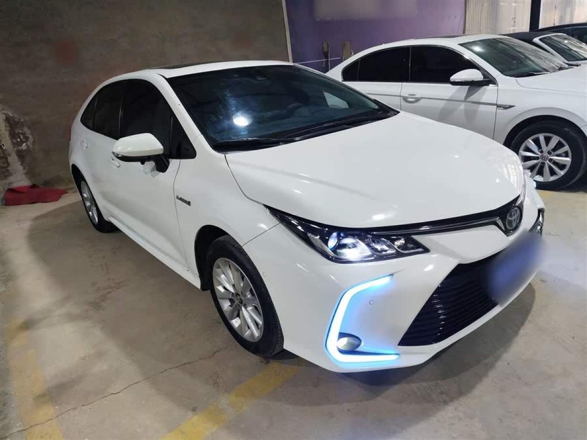豐田 卡羅拉  2021款 雙擎 1.8L E-CVT精英版圖片