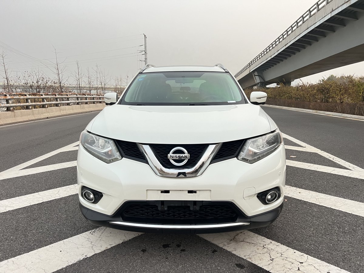 日產(chǎn) 奇駿  2014款 2.5L CVT至尊版 4WD圖片