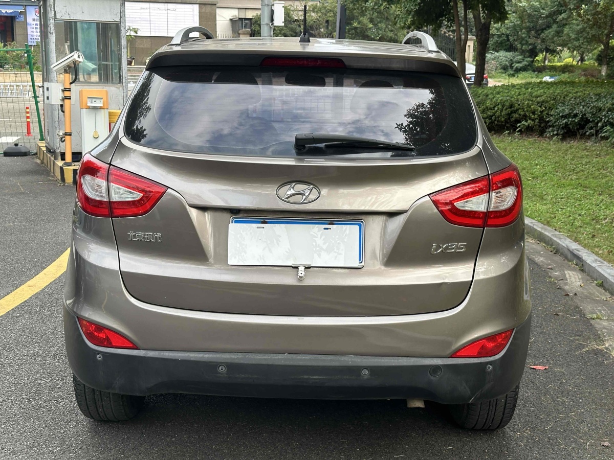 2013年9月現(xiàn)代 ix35  2012款 2.0 GLS 兩驅(qū)精英型