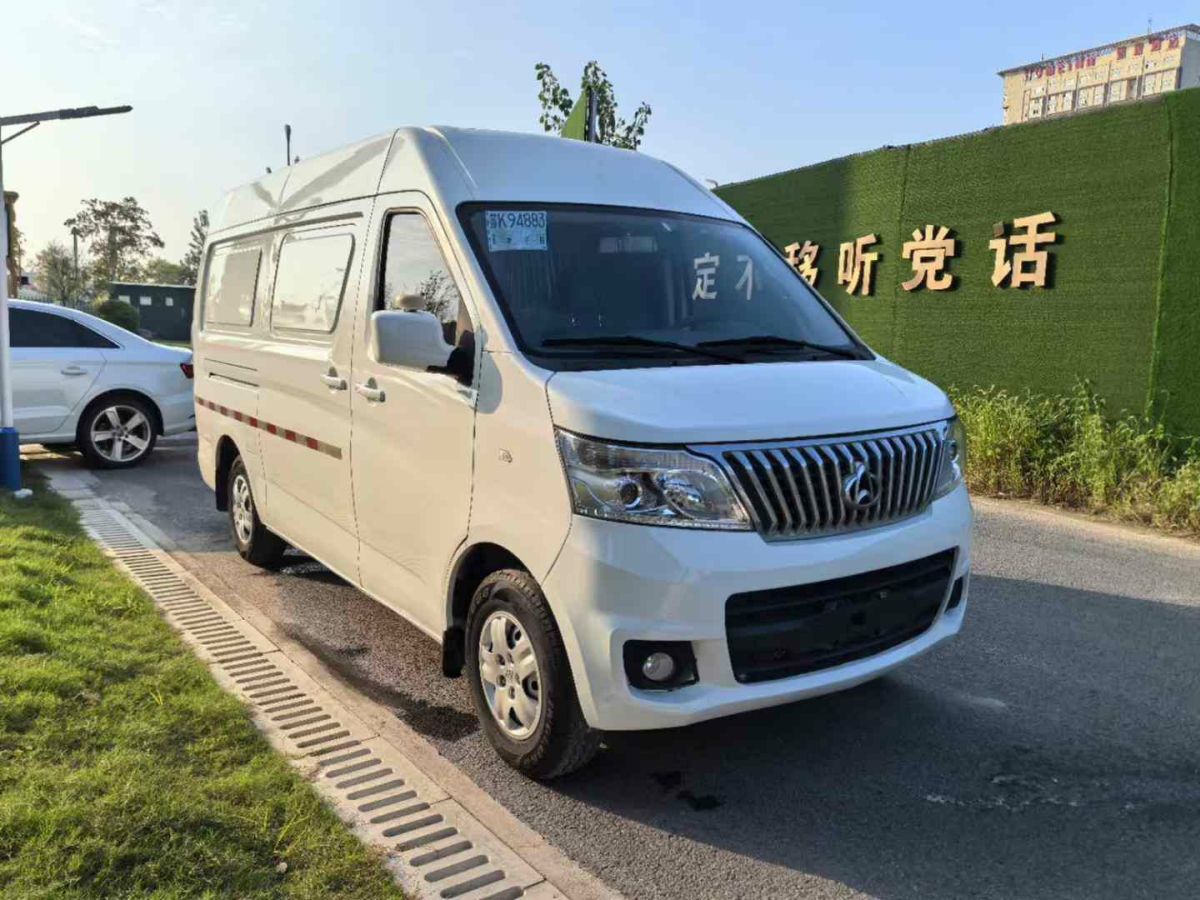 長(zhǎng)安輕型車 睿行M80  2021款 1.6L基本型2座單蒸空調(diào)國(guó)VI平頂背掀門DAM16KR圖片