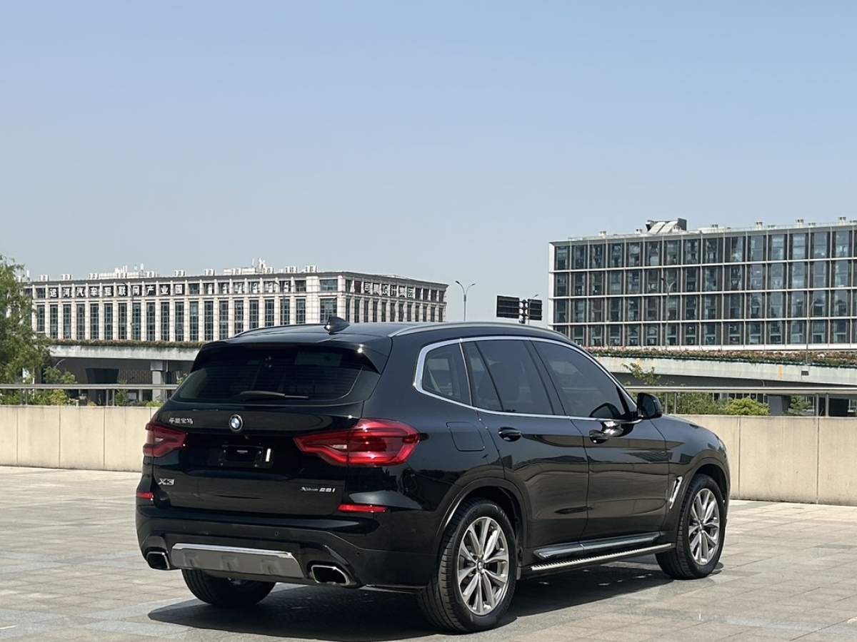 寶馬 寶馬X3  2018款 xDrive25i 豪華套裝 國(guó)V圖片