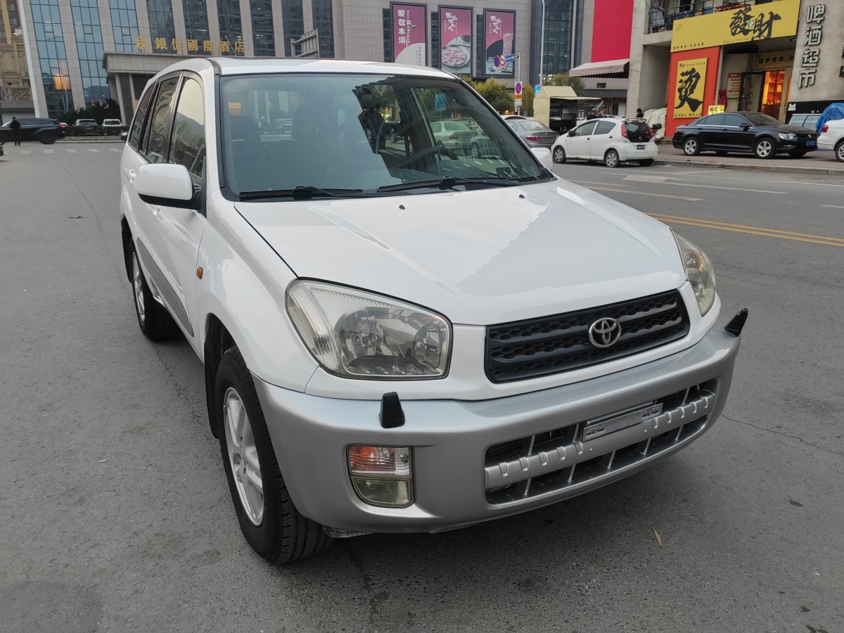 2002年4月豐田 RAV4  2004款 2.0 五門