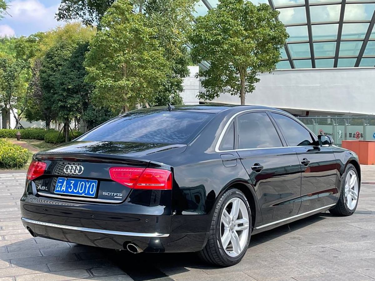 奧迪 奧迪A8  2013款 A8L 45 TFSI quattro豪華型圖片