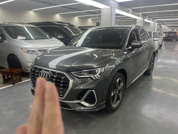 奥迪 奥迪Q3  2024款 35 TFSI 时尚动感型