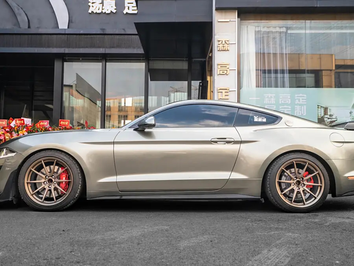 福特 Mustang  2022款 2.3L EcoBoost 元光極晝限量版圖片