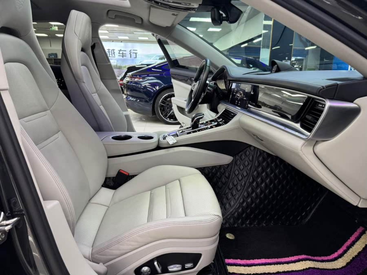保時(shí)捷 Panamera  2017款 Panamera 行政加長(zhǎng)版 3.0T圖片