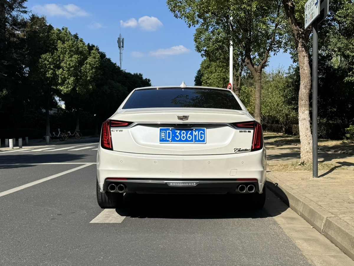 凱迪拉克 CT6  2020款 28T 領(lǐng)先運(yùn)動(dòng)型圖片