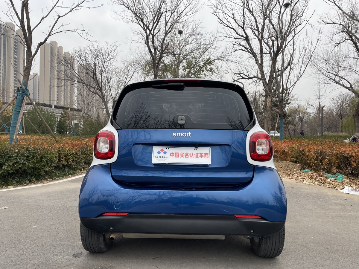 smart fortwo  2015款 1.0L 52千瓦硬頂靈動版圖片