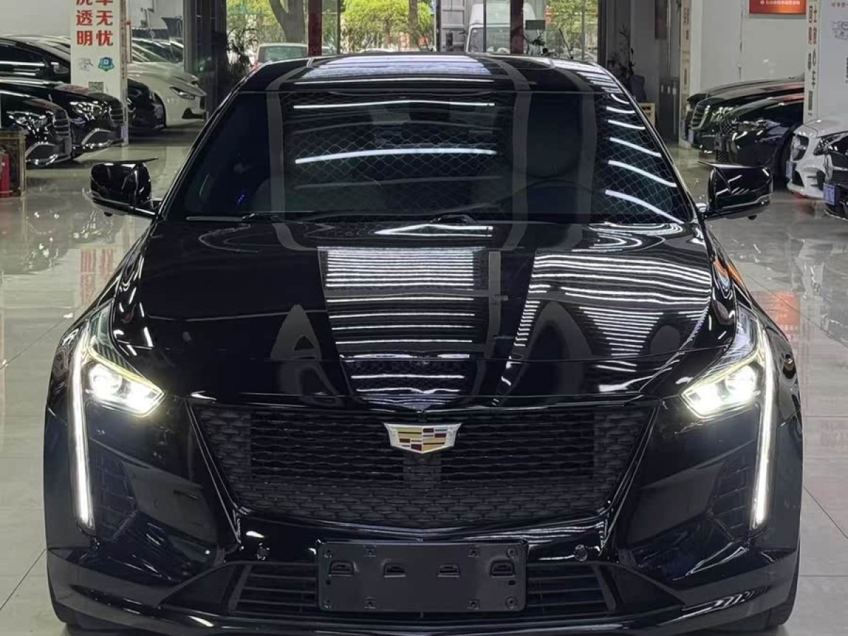 凱迪拉克 CT6  2019款 28T 時(shí)尚型圖片