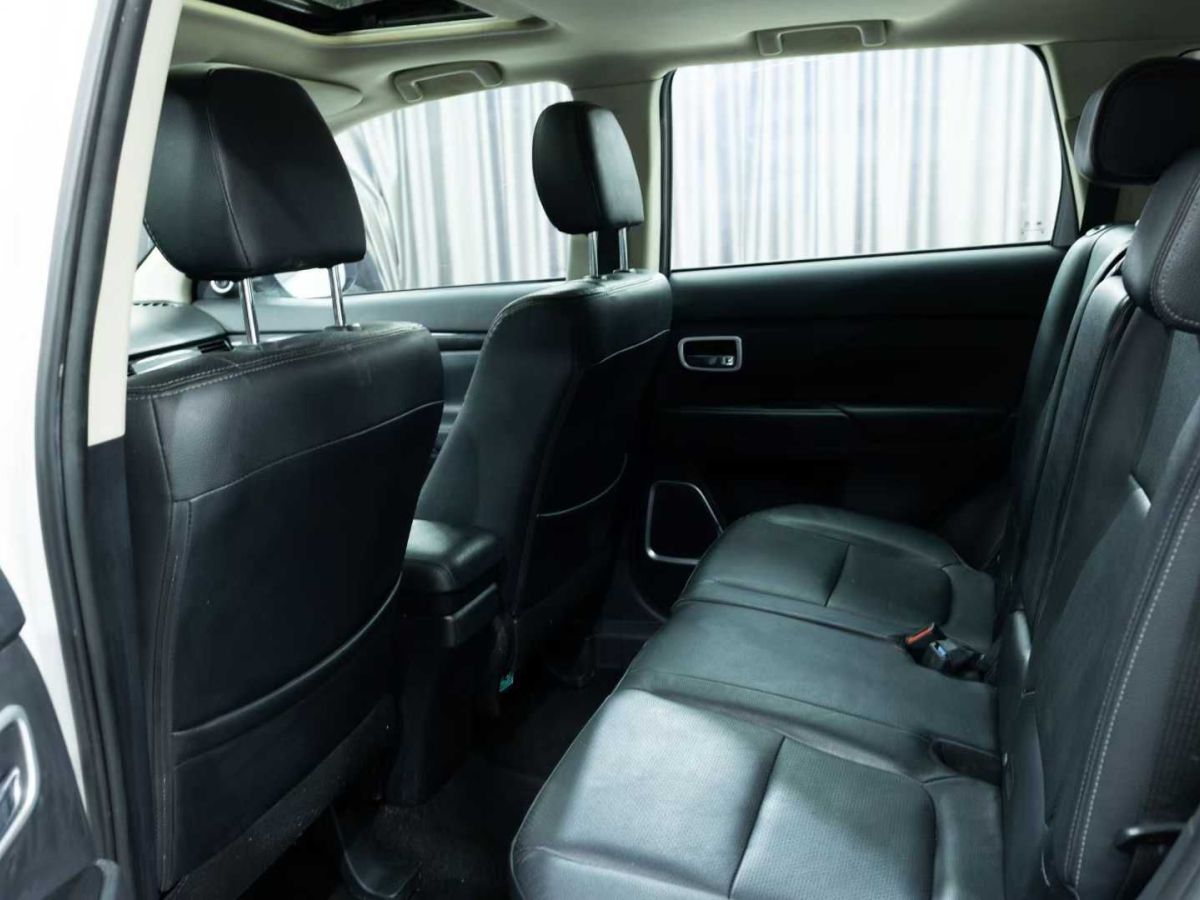 GMC SIERRA  2017款 DENALI頂配版圖片