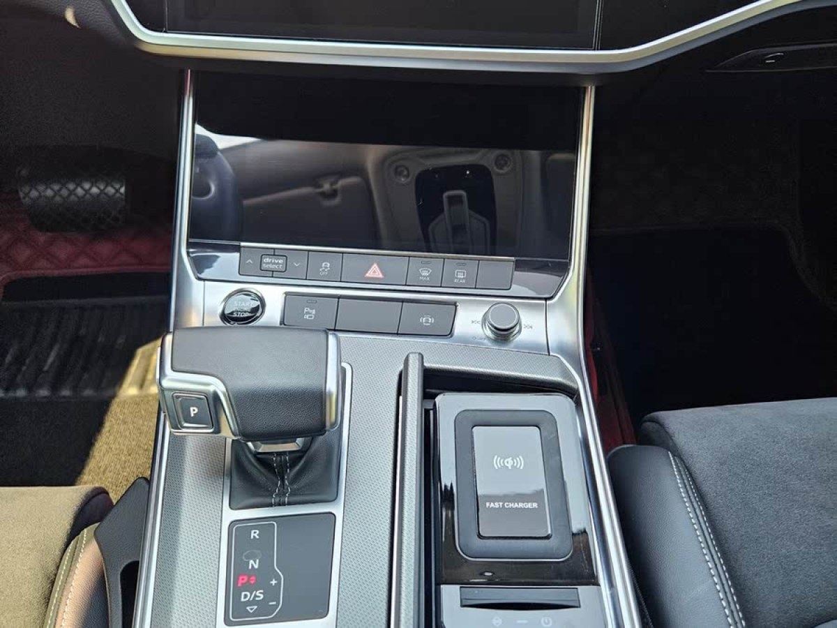 奧迪 奧迪A7L  2022款 45 TFSI S-line 筑夢青春版圖片
