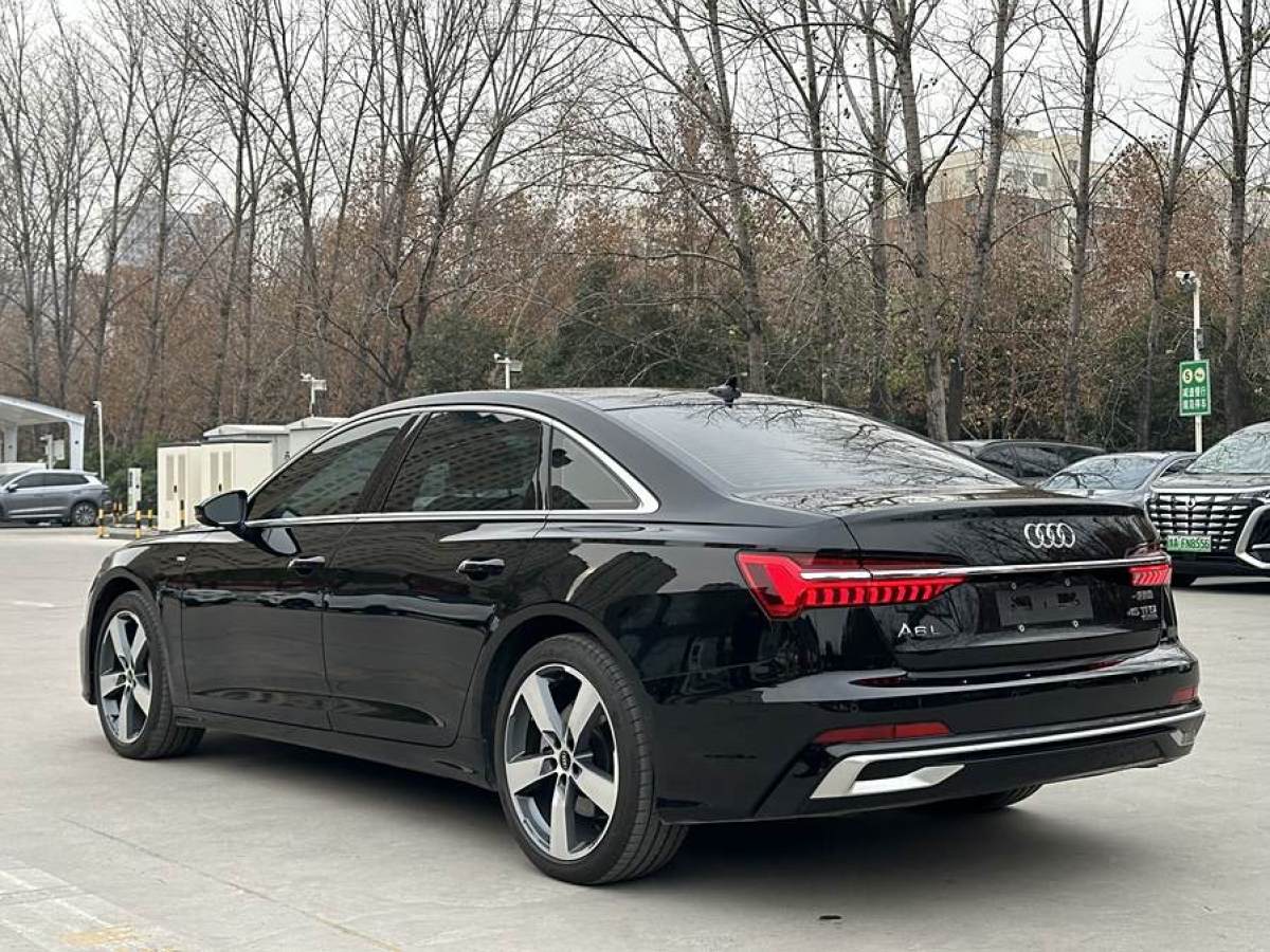 奧迪 奧迪A6L  2023款 改款 45 TFSI quattro 臻選動感型圖片